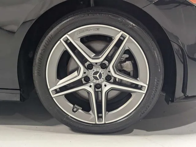 Mercedes-Benz CLA photo 28
