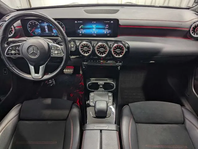 Mercedes-Benz CLA photo 6