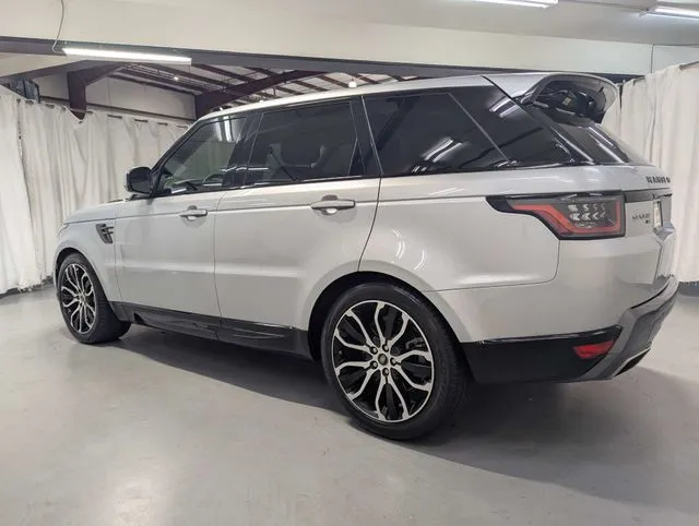 Land Rover Range Rover Sport photo 4