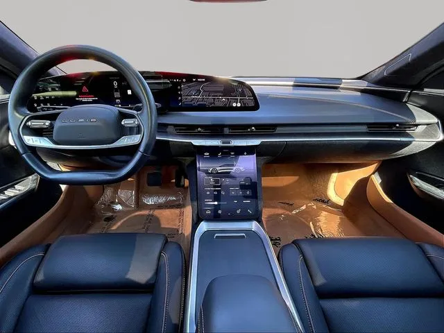Lucid Air photo 9