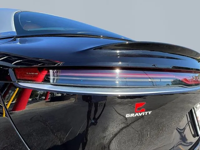 Lucid Air photo 24