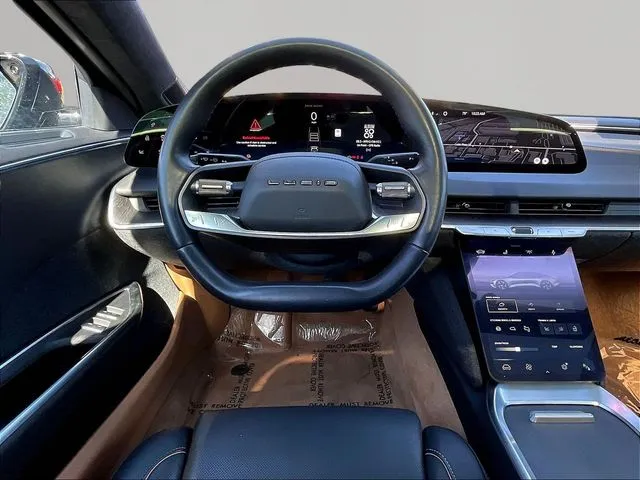 Lucid Air photo 10