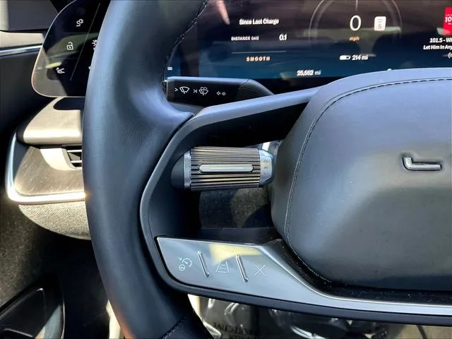 Lucid Air photo 13
