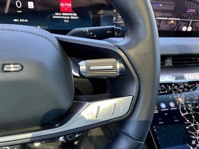 Lucid Air photo 14