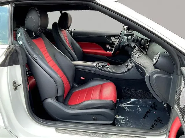 Mercedes-Benz E-Class photo 27
