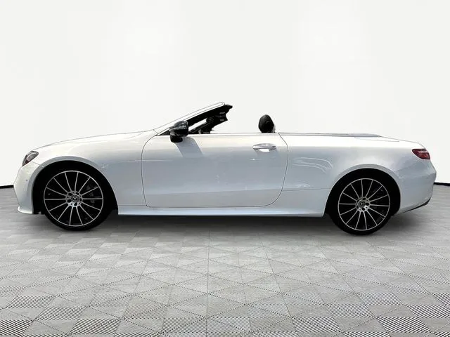 Mercedes-Benz E-Class photo 4