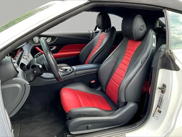 Mercedes-Benz E-Class photo 20