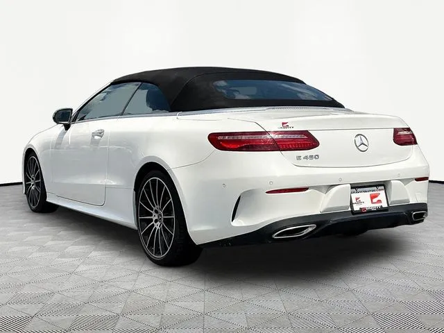 Mercedes-Benz E-Class photo 5