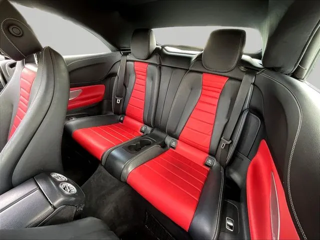 Mercedes-Benz E-Class photo 21