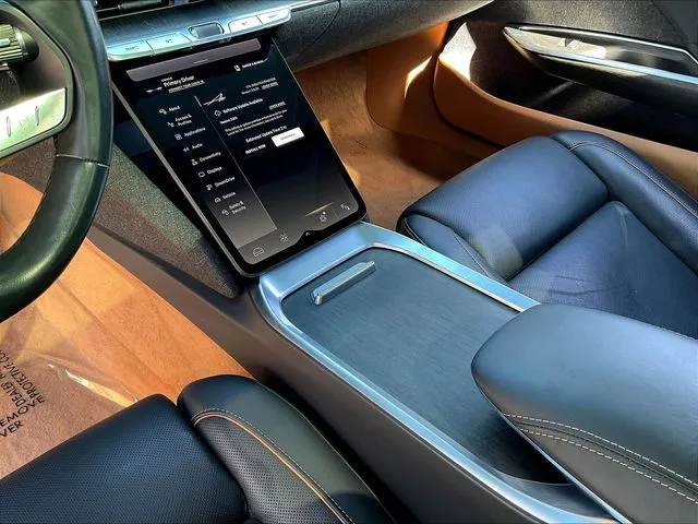 Lucid Air photo 17
