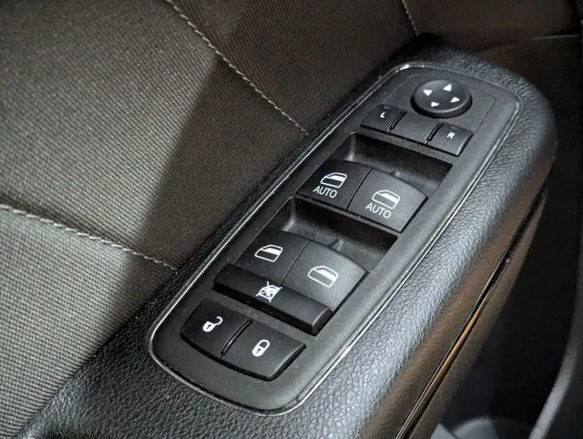 Dodge Charger photo 16
