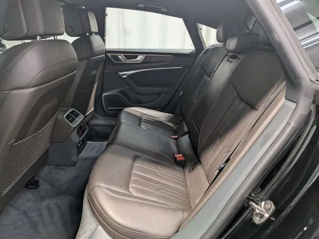 Audi A7 photo 9