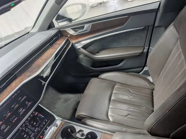 Audi A7 photo 8