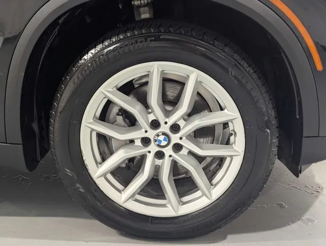 BMW X5 photo 33