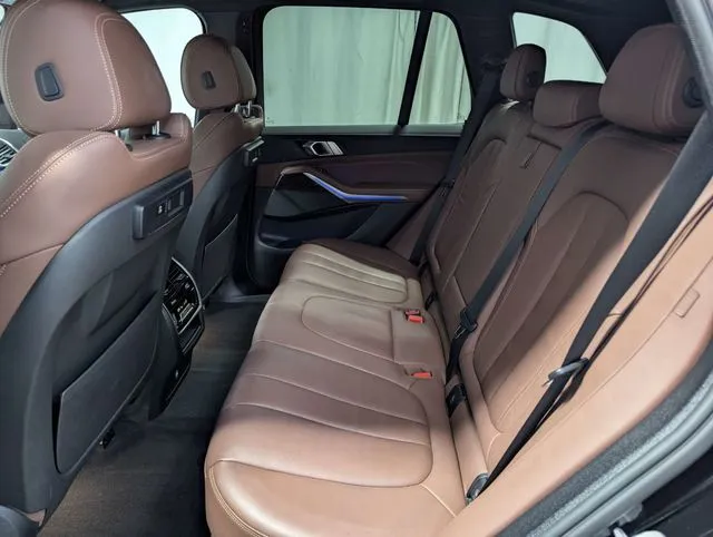 BMW X5 photo 9