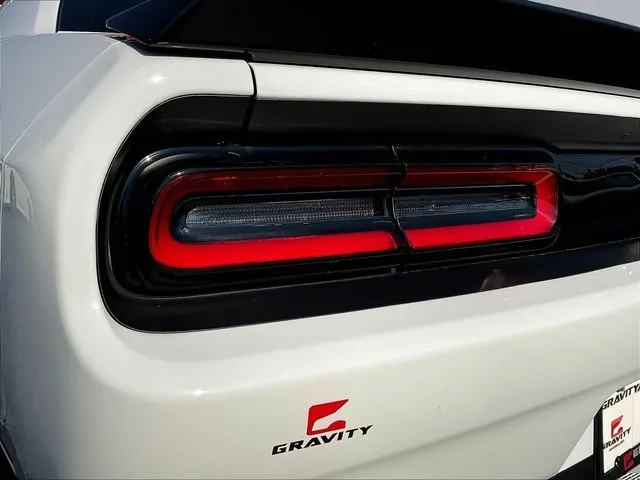 Dodge Challenger photo 23