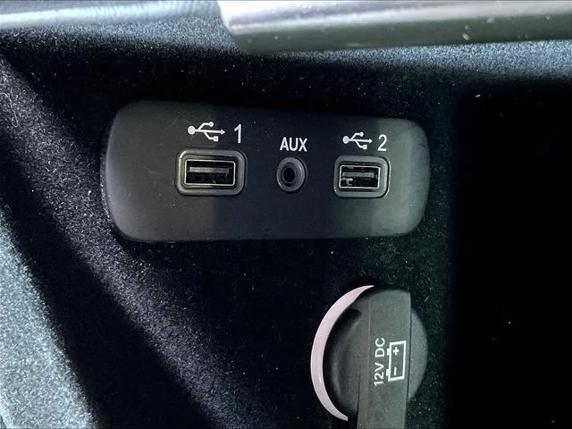 Dodge Challenger photo 16