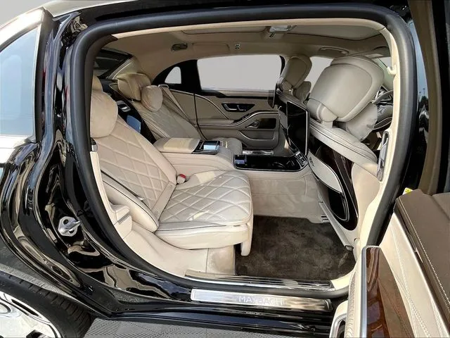 Mercedes-Benz S-Class photo 27