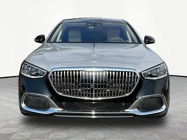 Mercedes-Benz S-Class photo 2