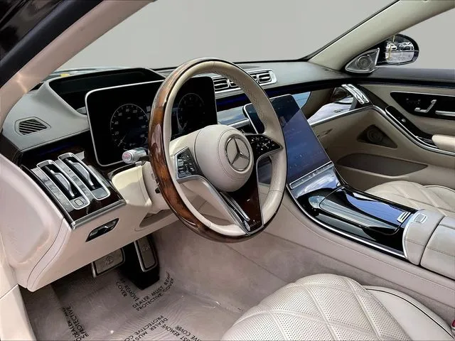 Mercedes-Benz S-Class photo 19