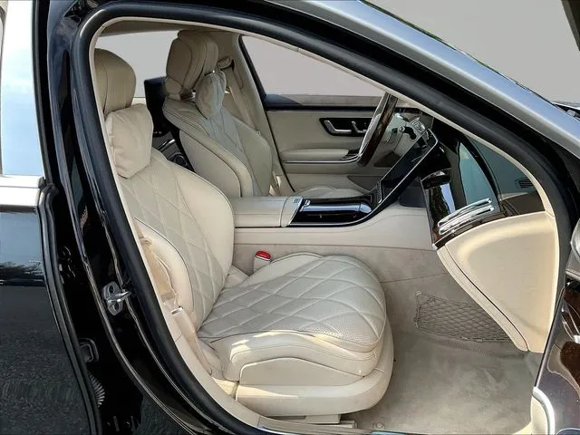 Mercedes-Benz S-Class photo 31
