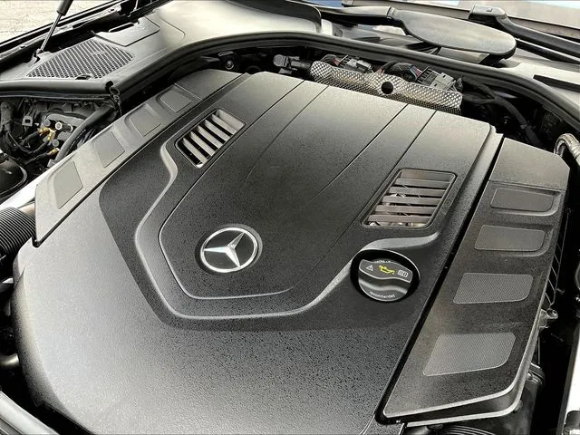 Mercedes-Benz S-Class photo 33