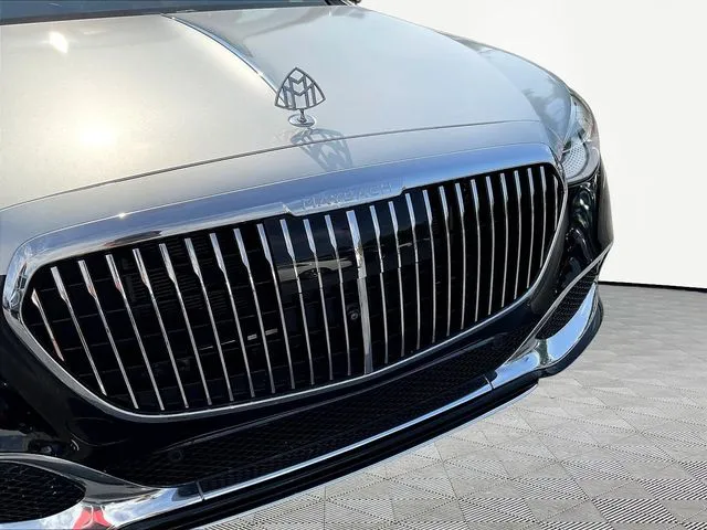 Mercedes-Benz S-Class photo 35