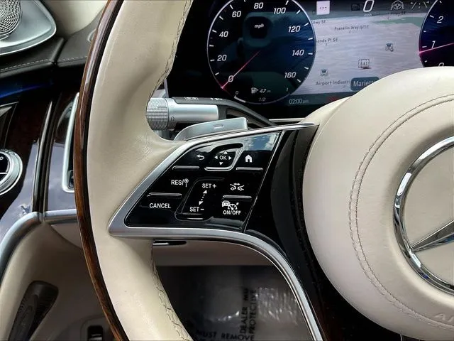 Mercedes-Benz S-Class photo 13