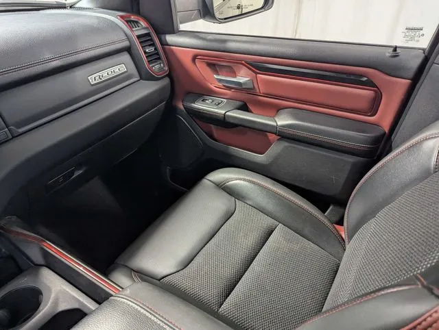 Ram 1500 photo 8