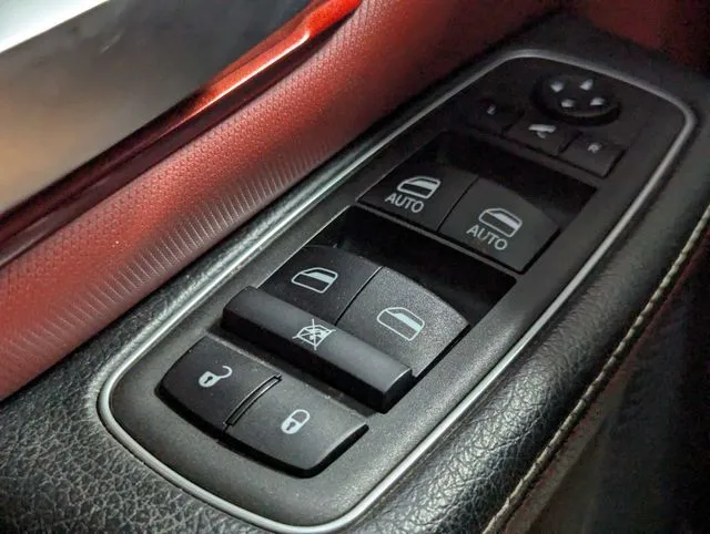 Ram 1500 photo 17