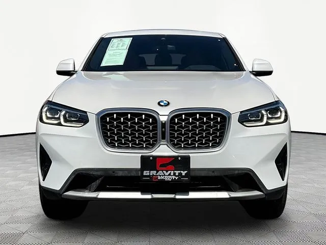 BMW X4 photo 2