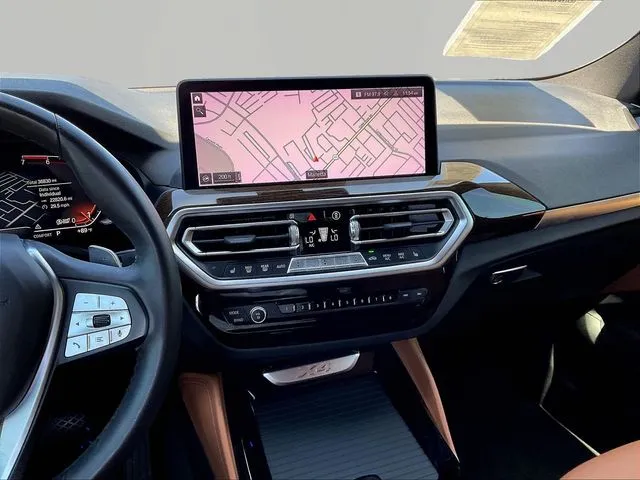BMW X4 photo 11