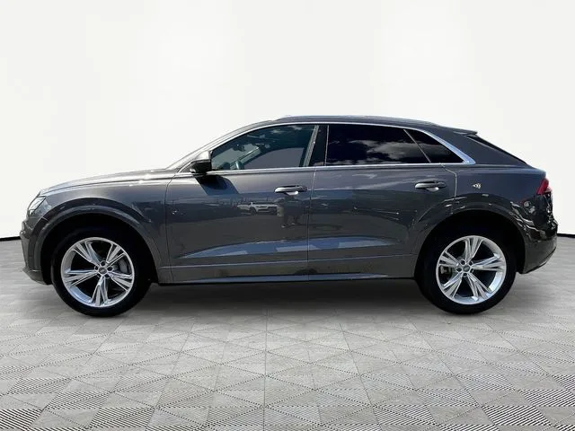 Audi Q8 photo 4