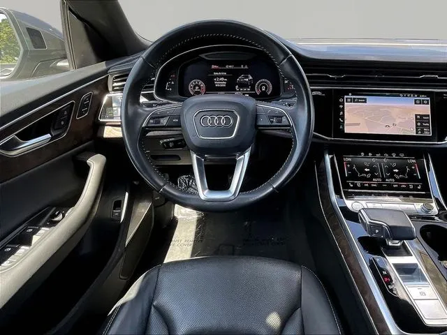 Audi Q8 photo 10