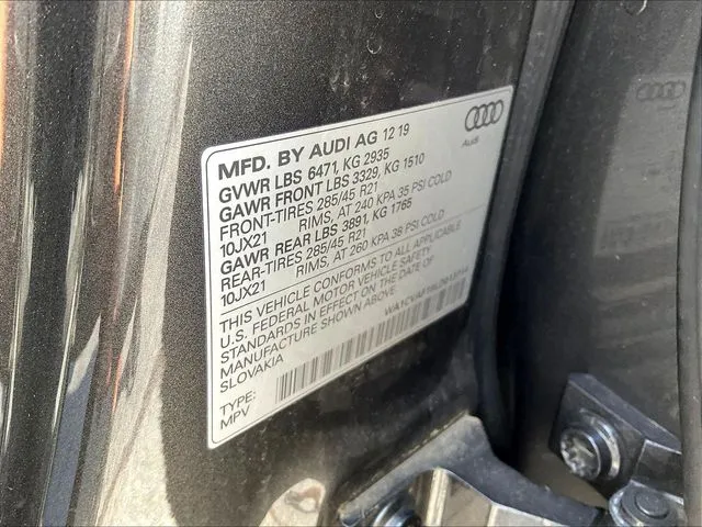 Audi Q8 photo 20