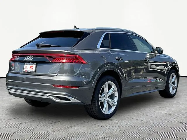 Audi Q8 photo 7