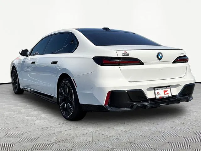 BMW 7 Series photo 5
