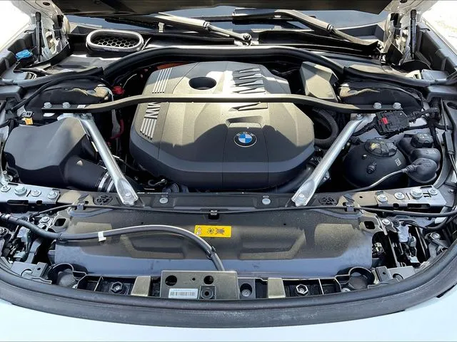BMW 7 Series photo 30