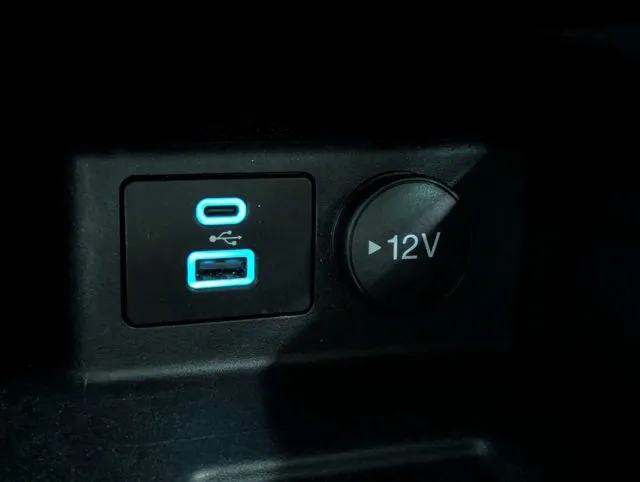 Ford Escape photo 14