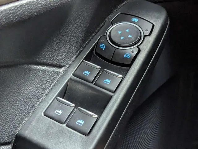 Ford Escape photo 15