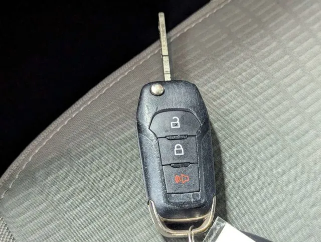 Ford Escape photo 20