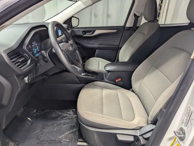 Ford Escape photo 10