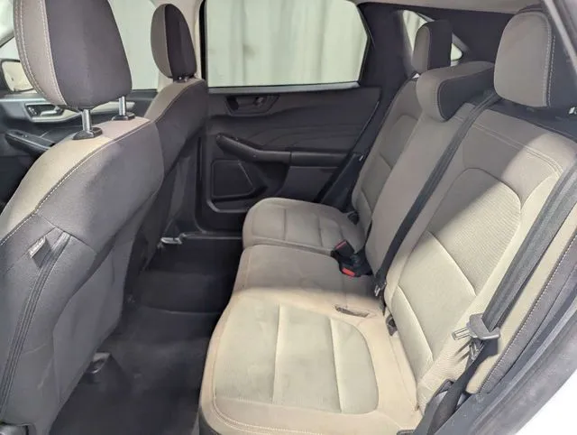 Ford Escape photo 9