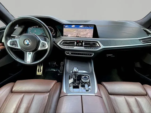BMW X7 photo 9