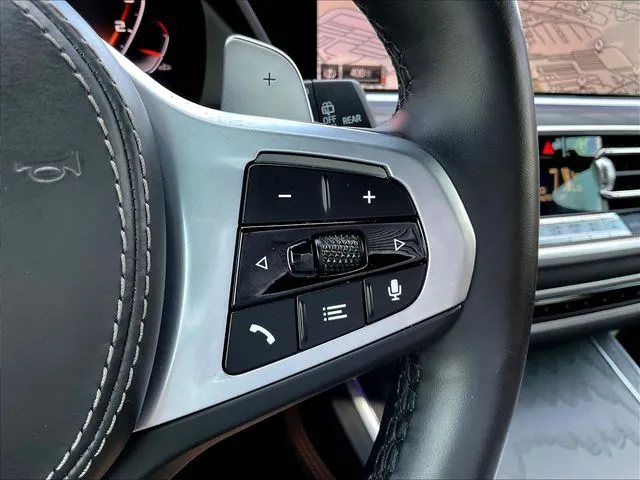 BMW X7 photo 14