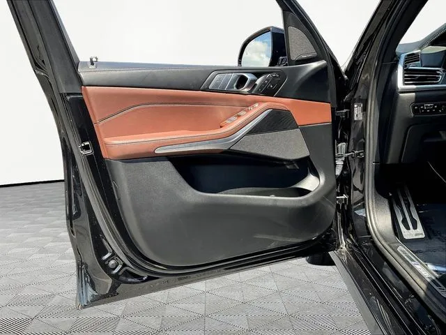 BMW X7 photo 22