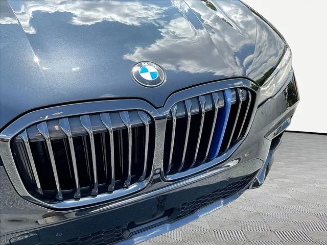 BMW X7 photo 36