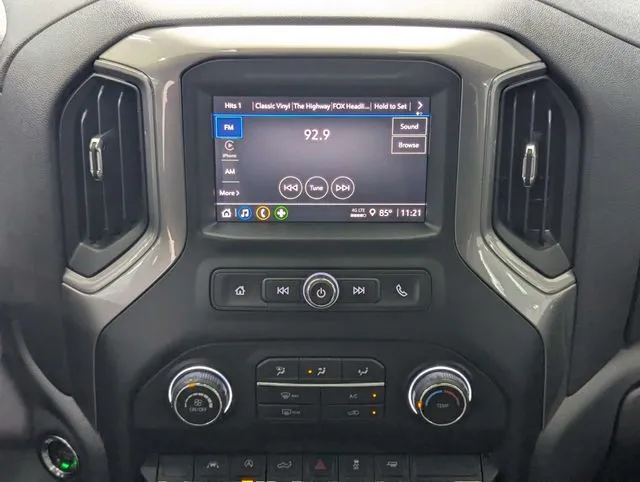 Chevrolet Silverado 1500 photo 12