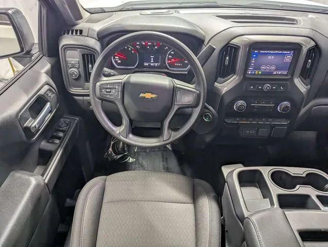 Chevrolet Silverado 1500 photo 7