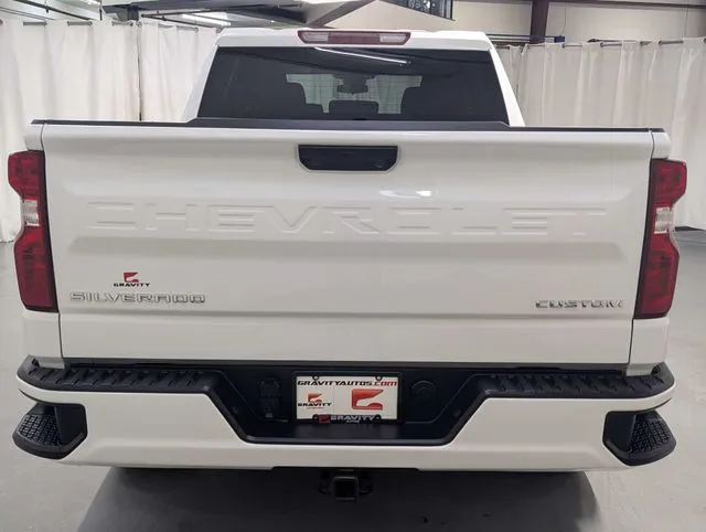 Chevrolet Silverado 1500 photo 24